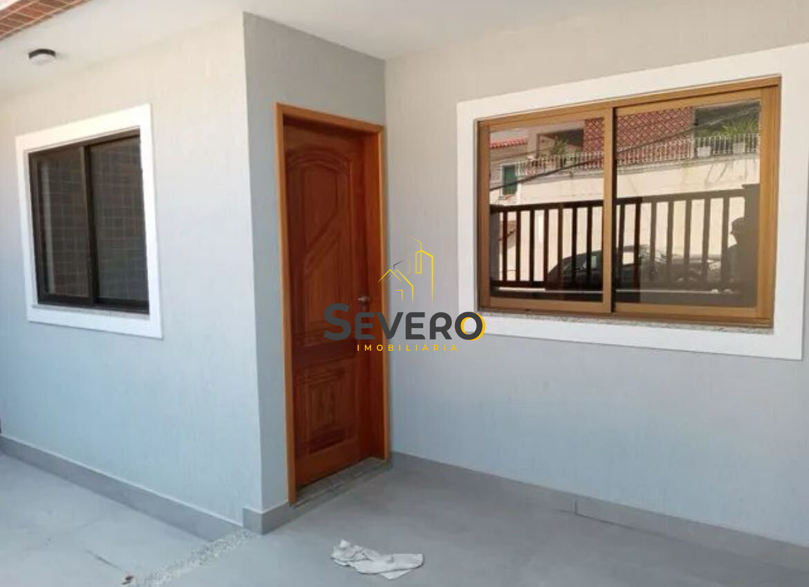 Casa à venda com 3 quartos, 130m² - Foto 2