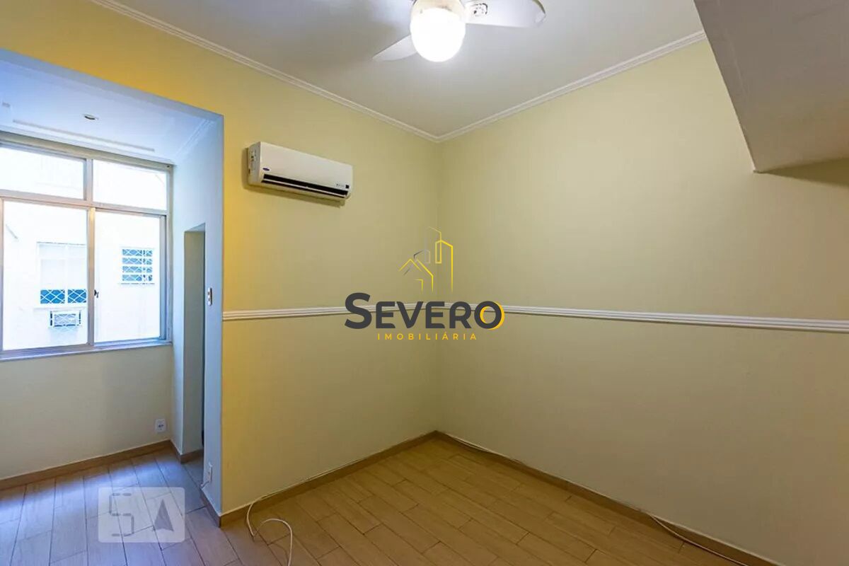 Apartamento à venda com 2 quartos, 70m² - Foto 9