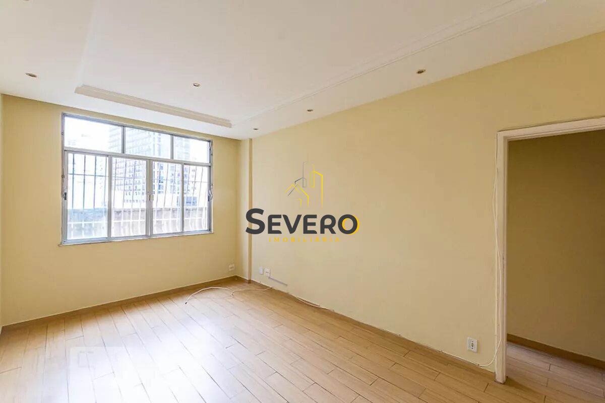 Apartamento à venda com 2 quartos, 70m² - Foto 2