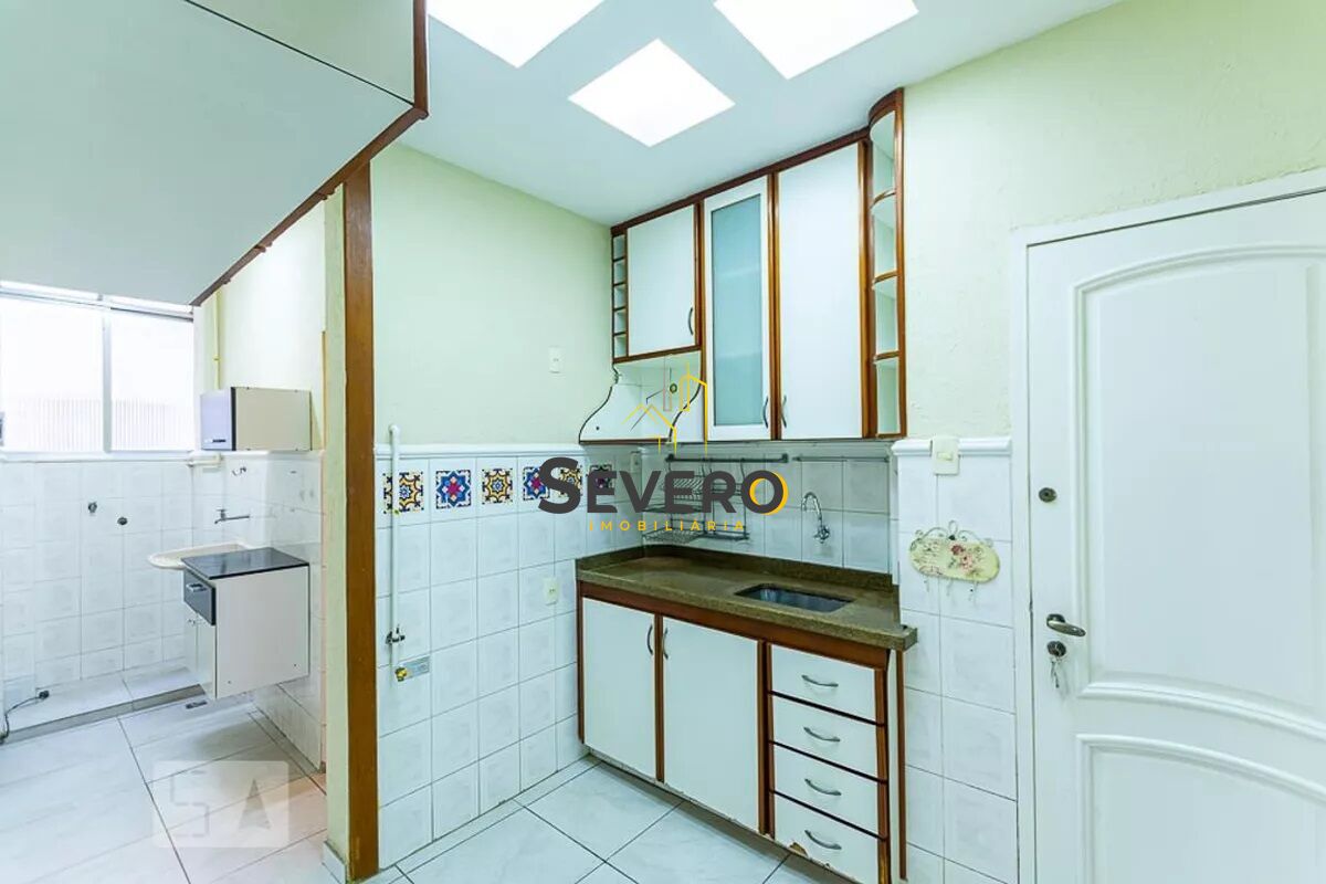 Apartamento à venda com 2 quartos, 70m² - Foto 13