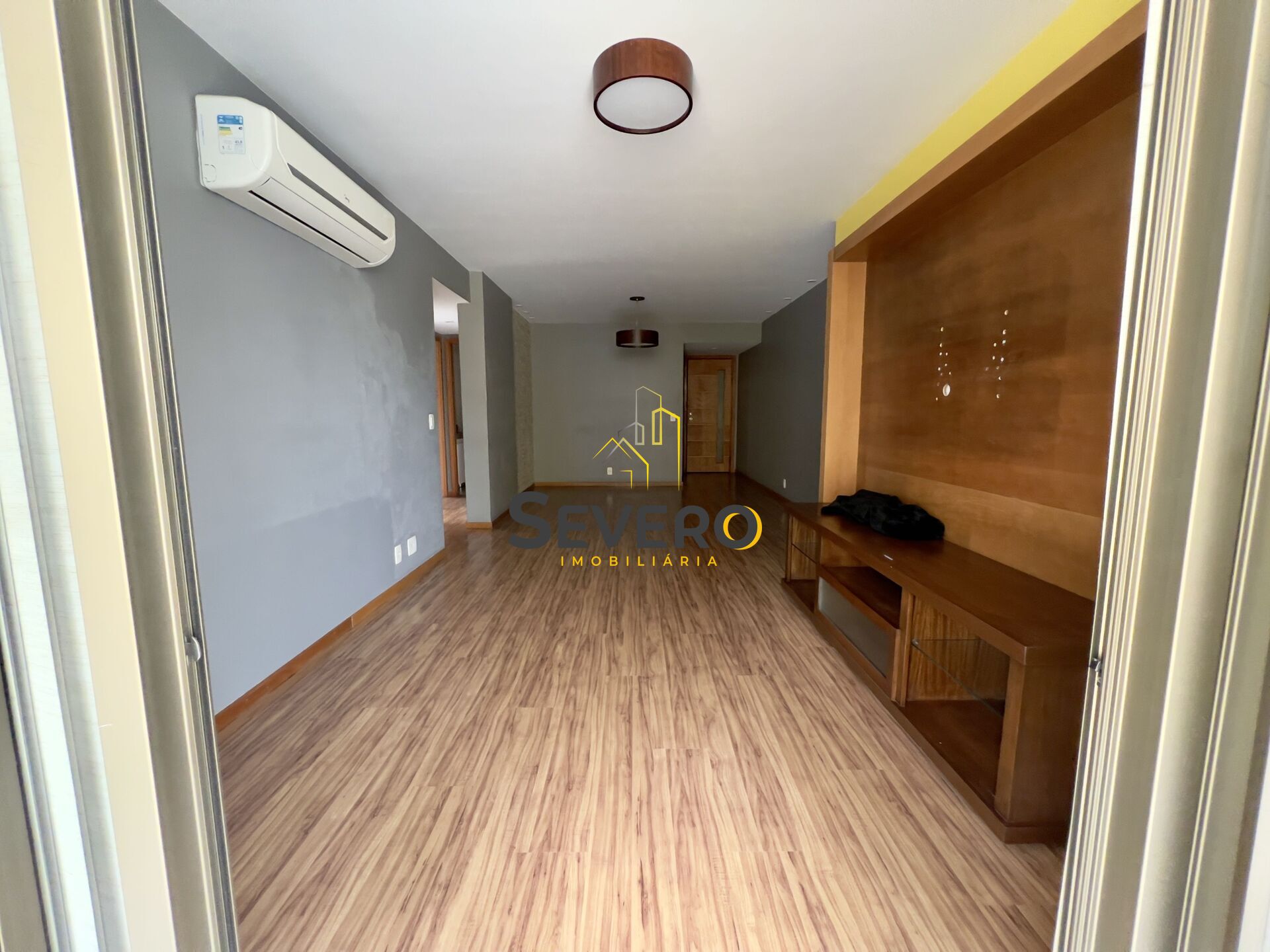 Apartamento à venda com 3 quartos, 115m² - Foto 4