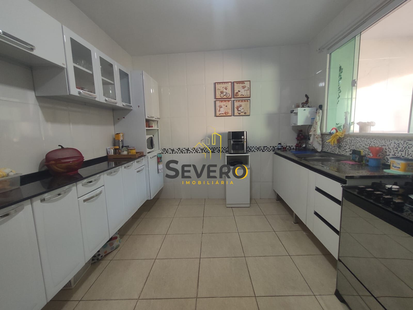 Casa à venda com 3 quartos, 200m² - Foto 6