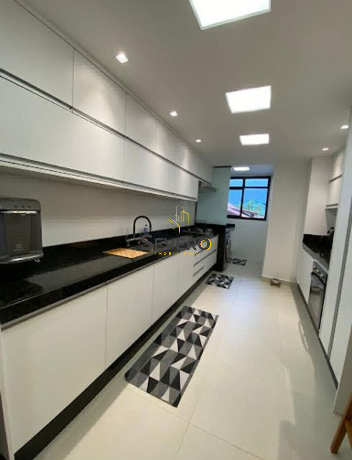 Apartamento à venda com 3 quartos, 111m² - Foto 5