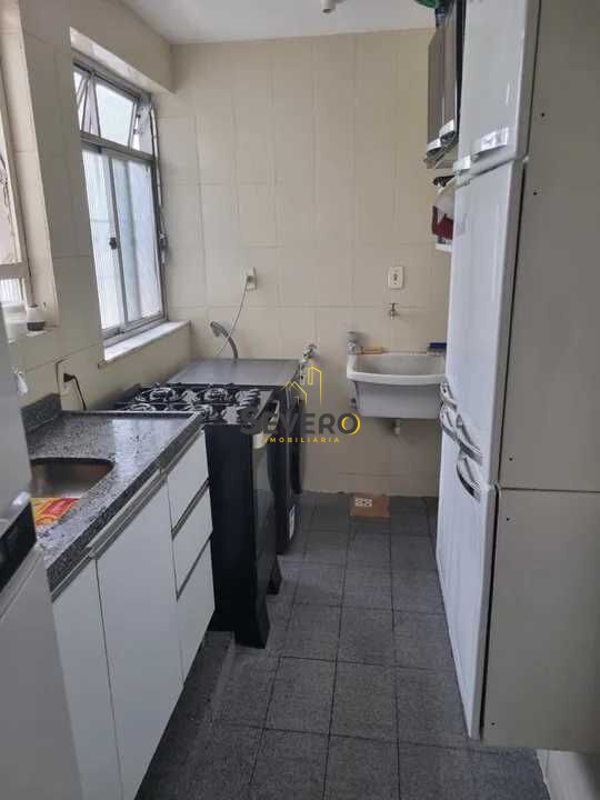 Apartamento à venda com 2 quartos, 64m² - Foto 6