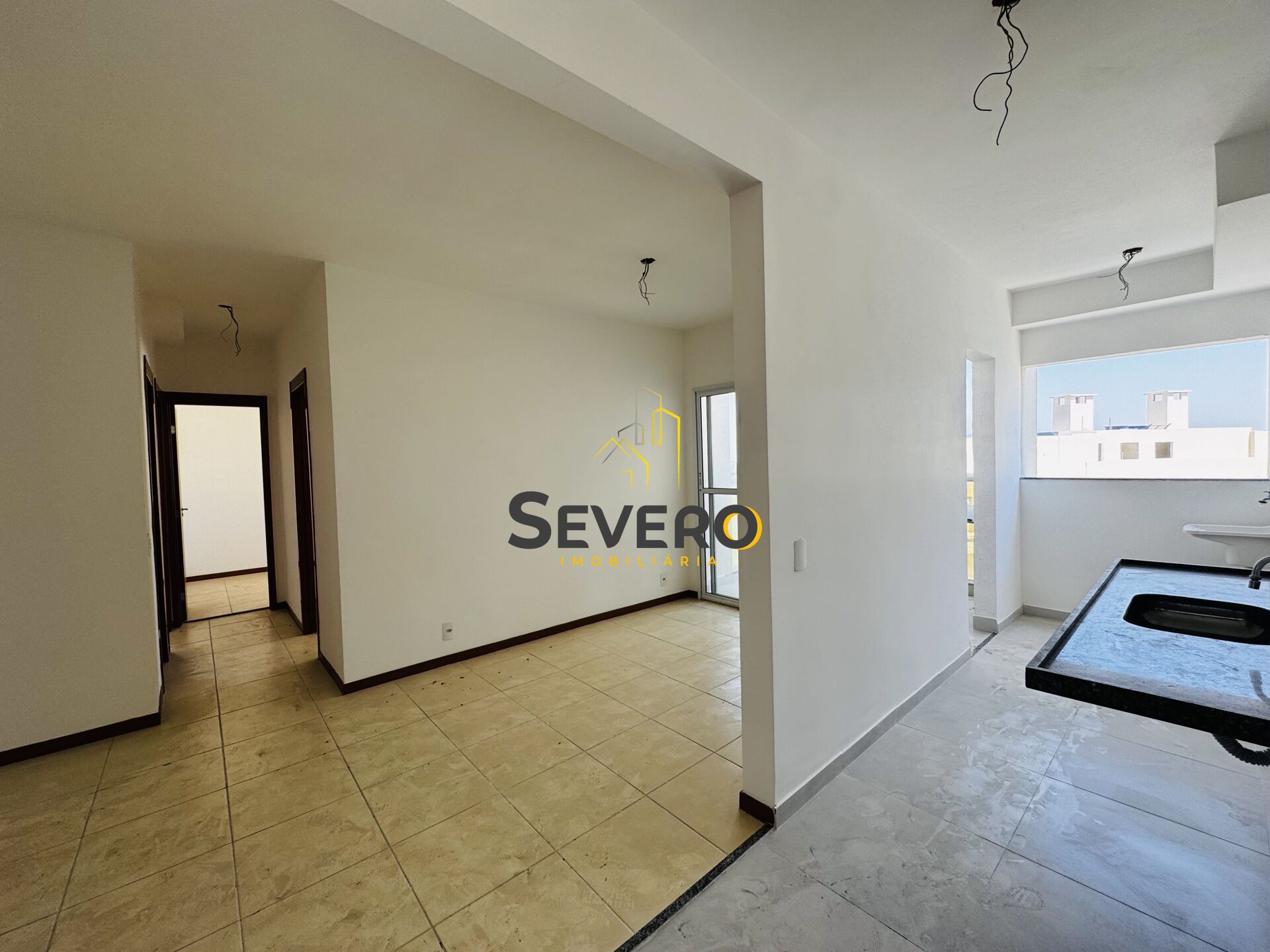 Apartamento à venda com 3 quartos, 82m² - Foto 2