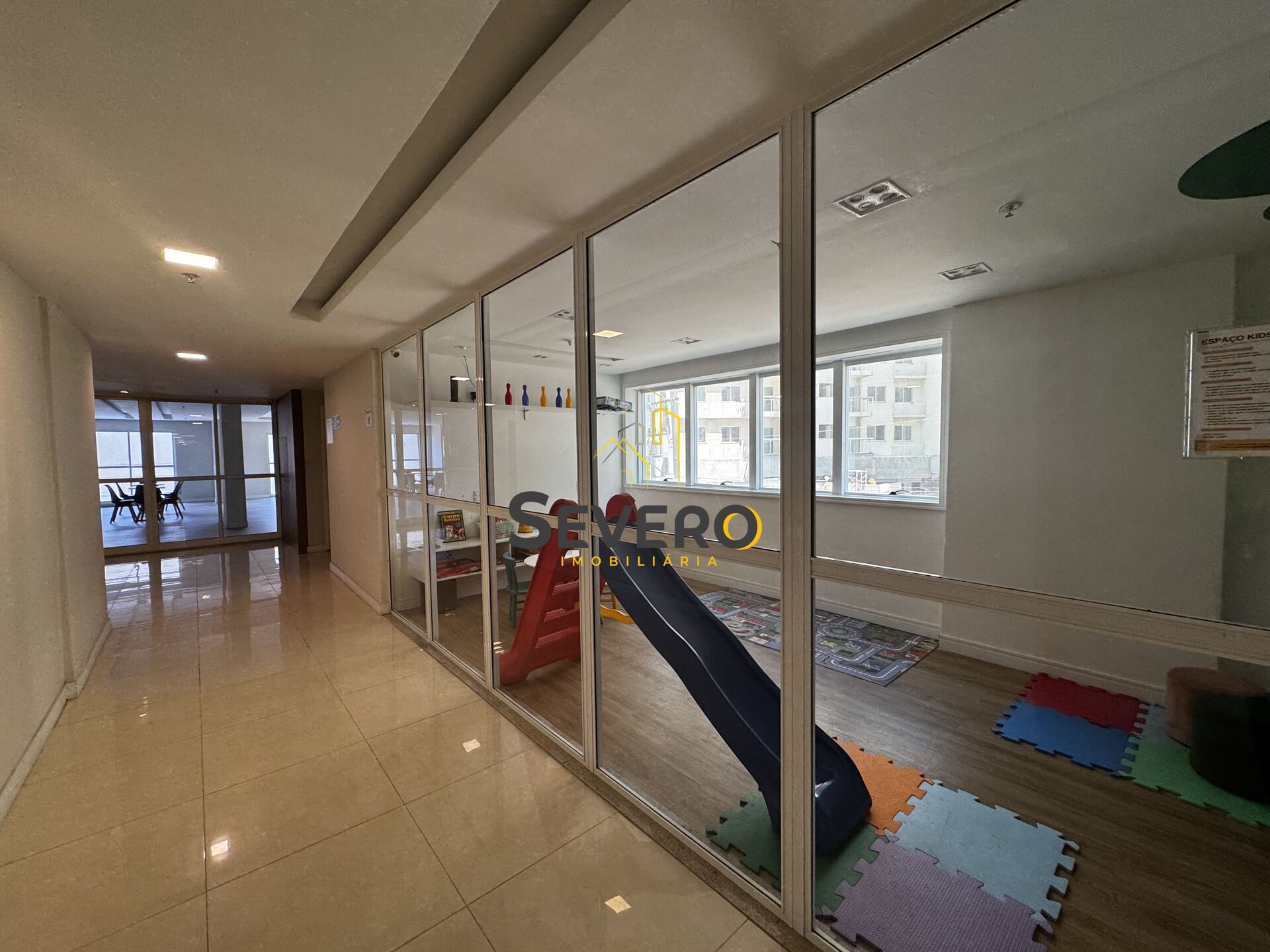 Apartamento à venda com 3 quartos, 82m² - Foto 11