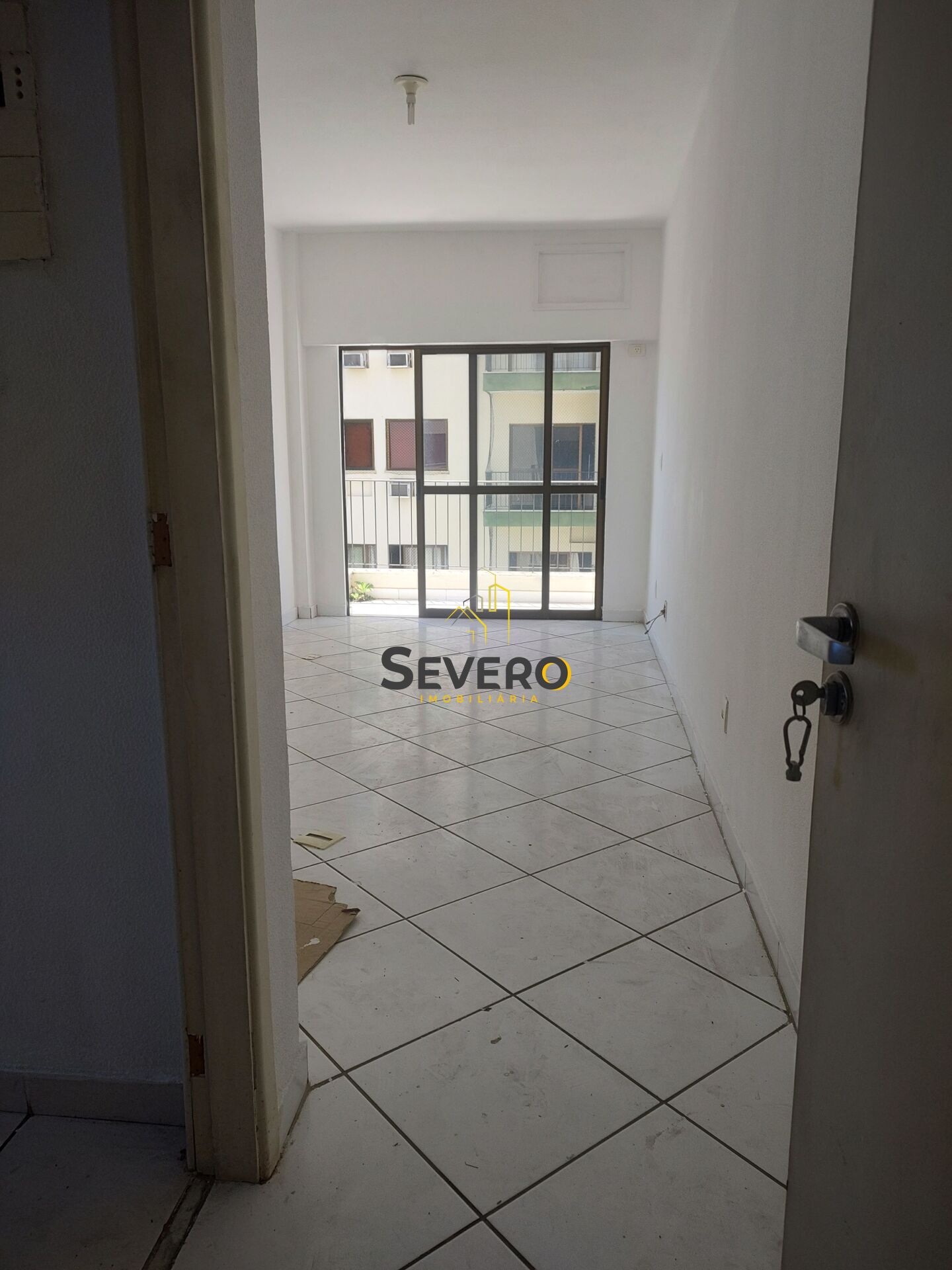 Apartamento à venda com 2 quartos, 48m² - Foto 2