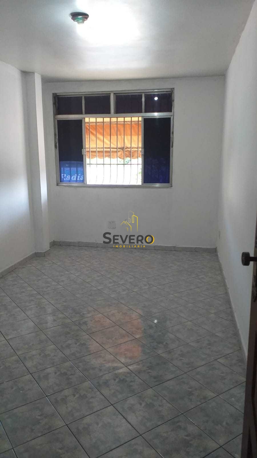 Apartamento à venda com 2 quartos, 75m² - Foto 5