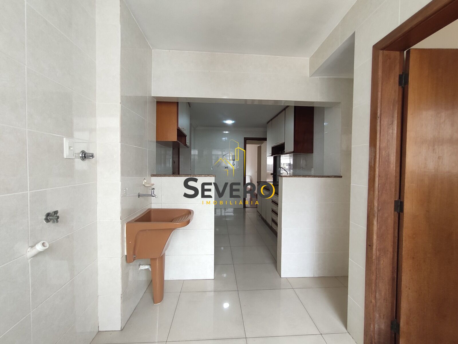 Apartamento à venda com 4 quartos, 180m² - Foto 15