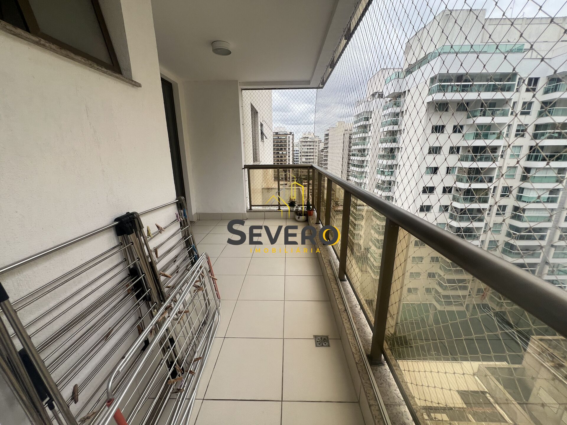 Apartamento à venda com 3 quartos, 128m² - Foto 3