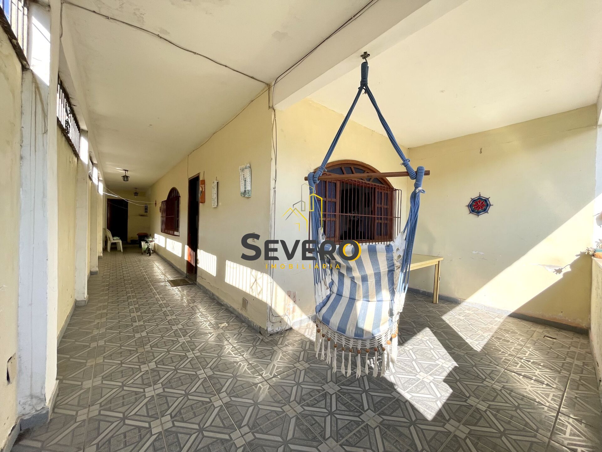 Casa à venda com 3 quartos, 188m² - Foto 3