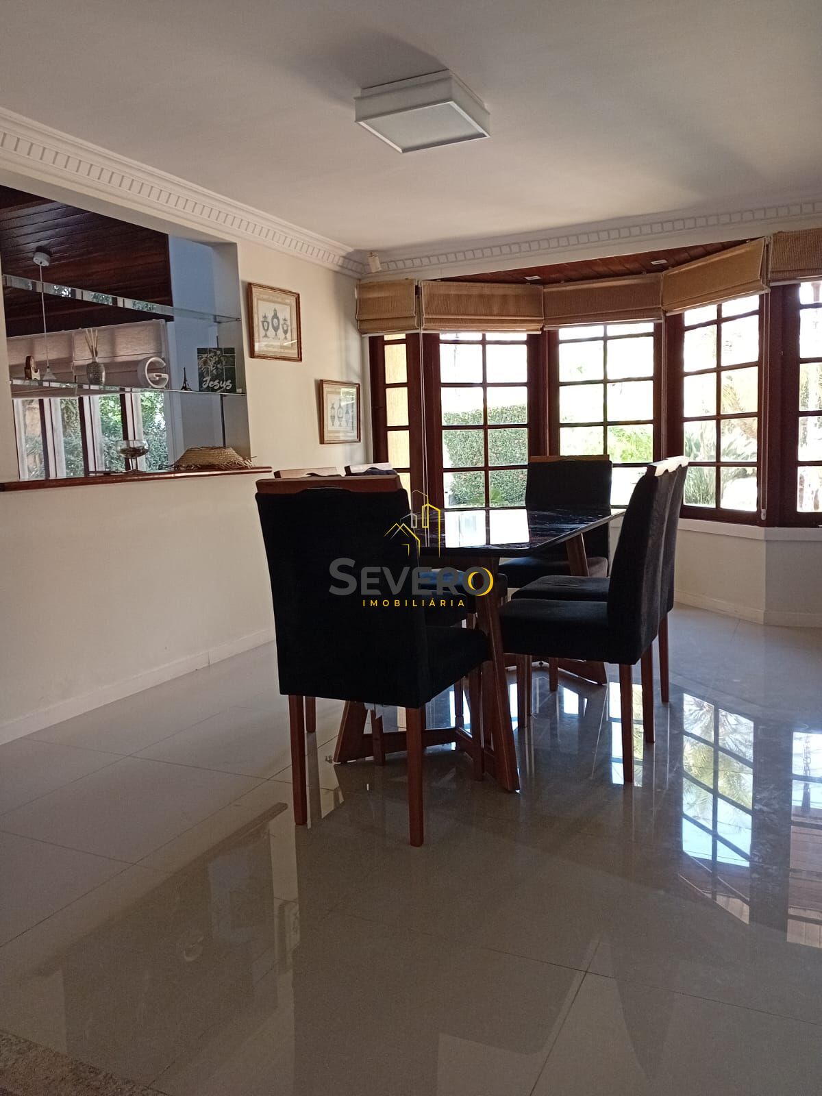 Casa à venda com 3 quartos, 424m² - Foto 4