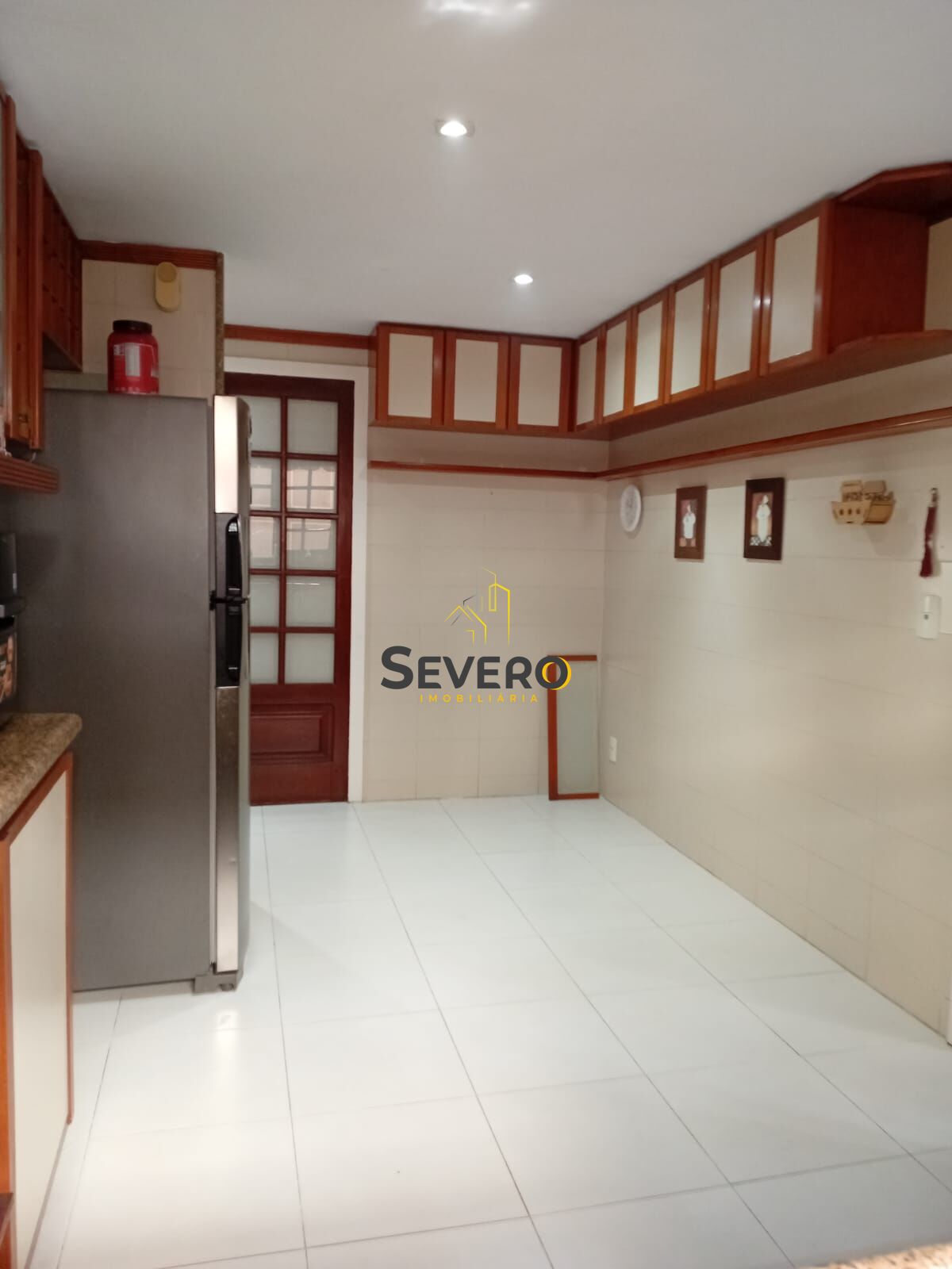 Casa à venda com 3 quartos, 424m² - Foto 5
