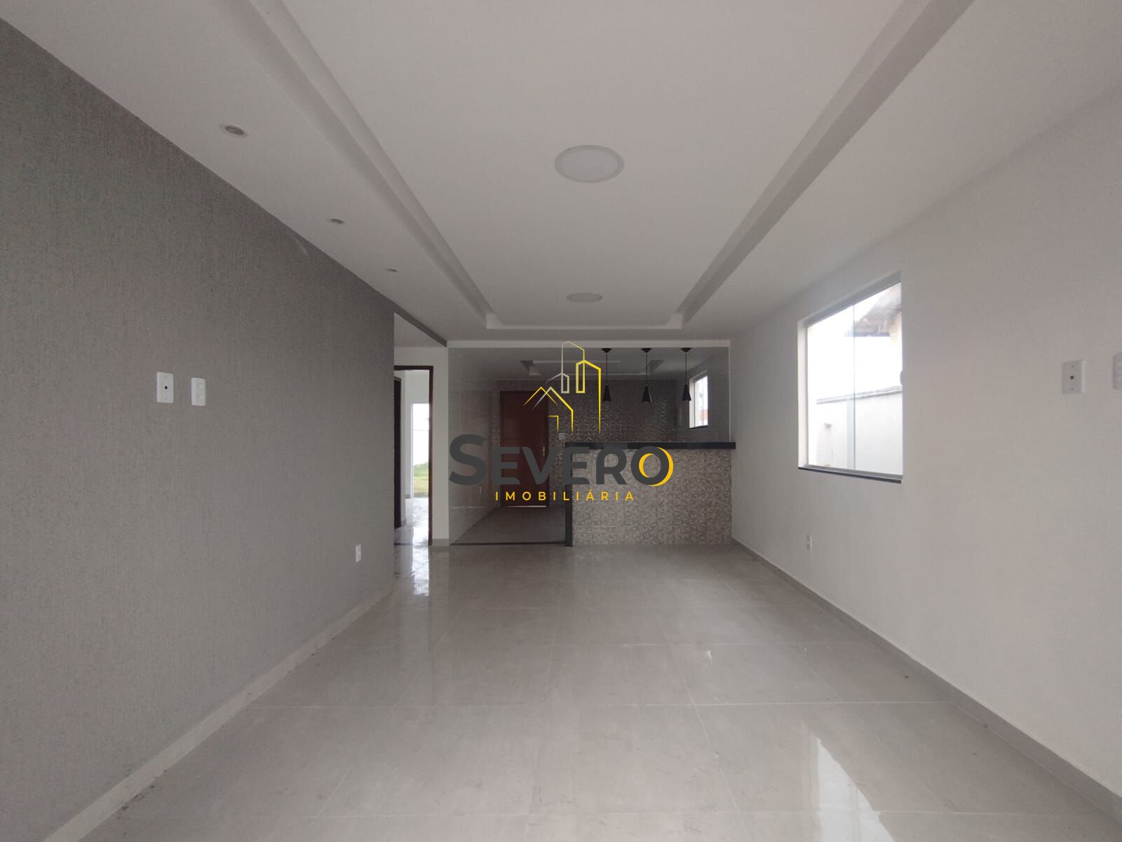 Casa à venda com 3 quartos, 127m² - Foto 2