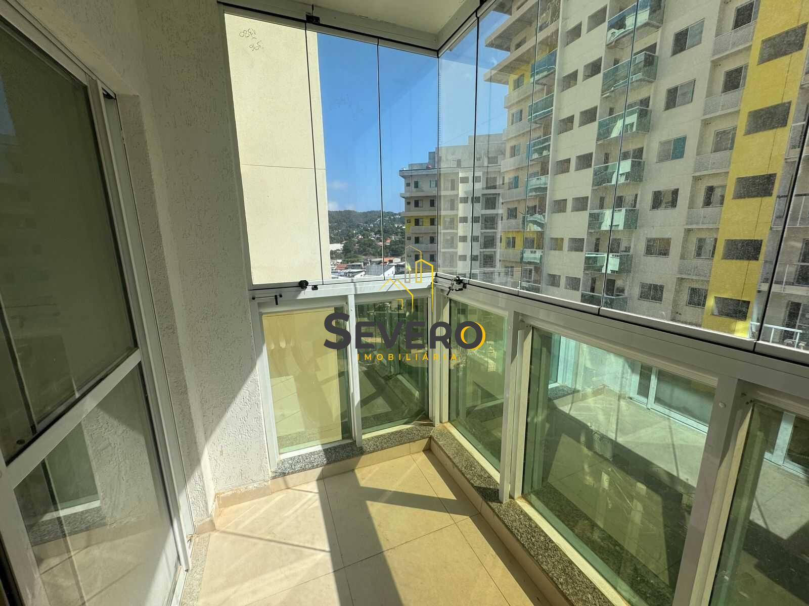 Apartamento à venda com 2 quartos, 65m² - Foto 9