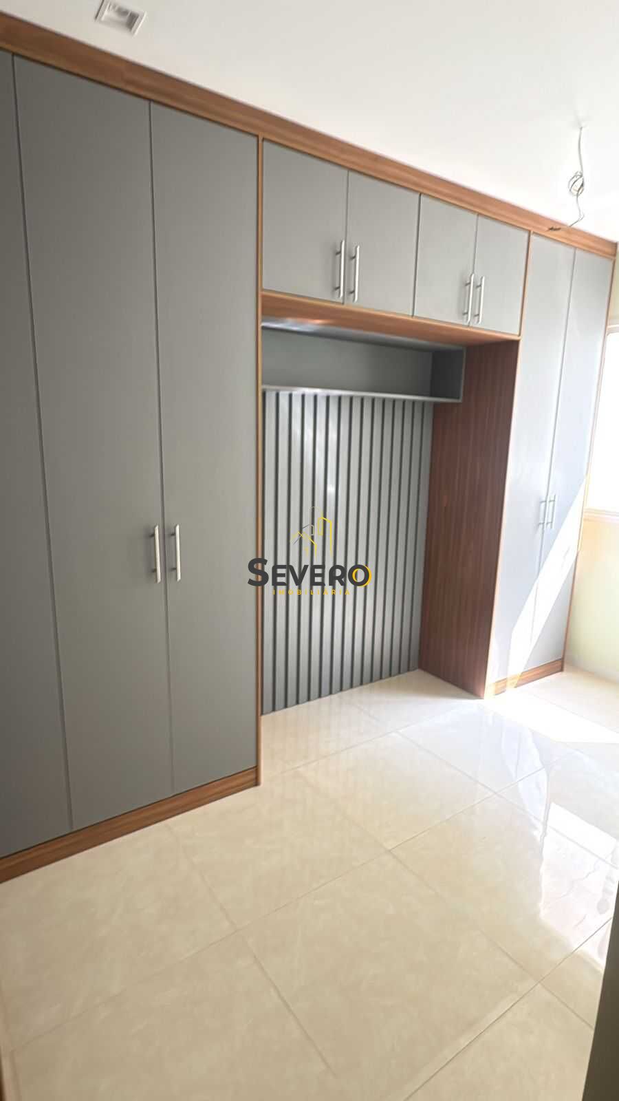 Apartamento à venda com 2 quartos, 65m² - Foto 4