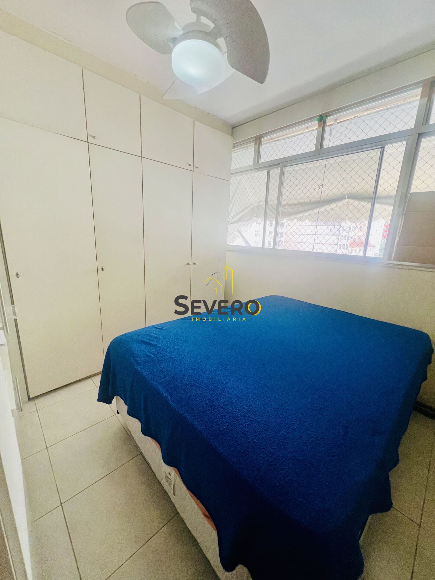 Apartamento à venda com 2 quartos, 70m² - Foto 5