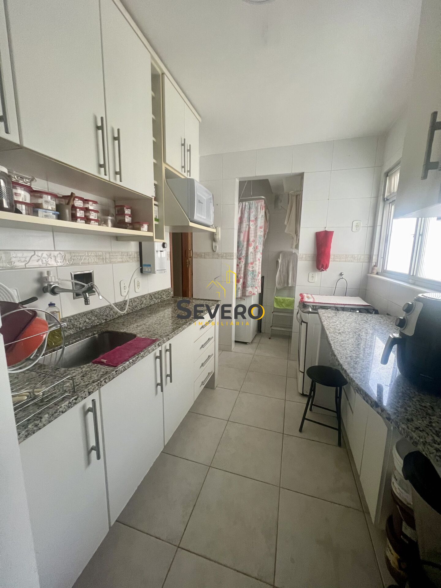 Apartamento à venda com 2 quartos, 70m² - Foto 8