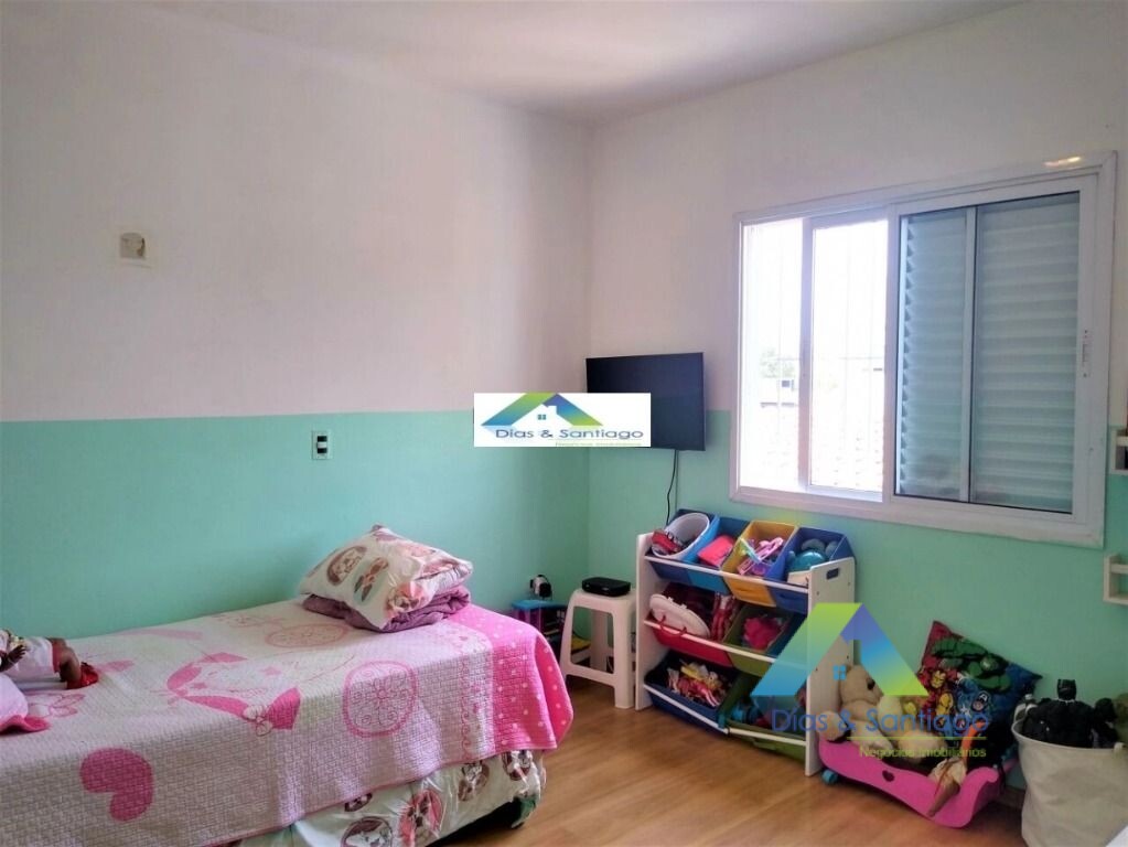 Sobrado à venda com 4 quartos, 200m² - Foto 13