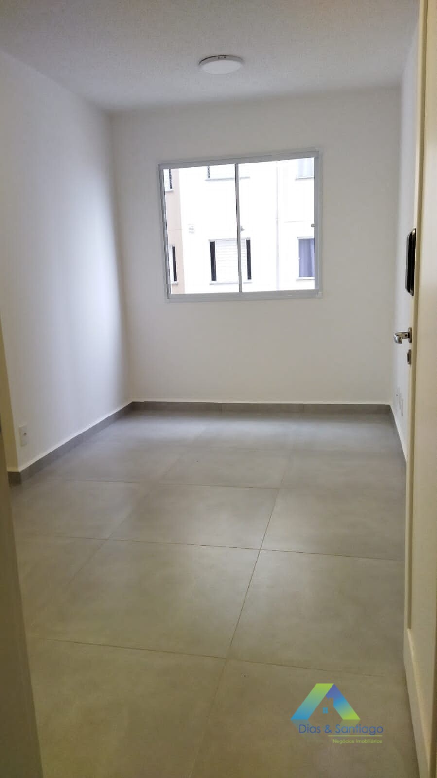 Apartamento à venda com 2 quartos, 41m² - Foto 4