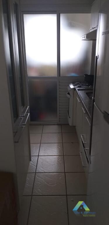 Apartamento à venda com 2 quartos, 62m² - Foto 2