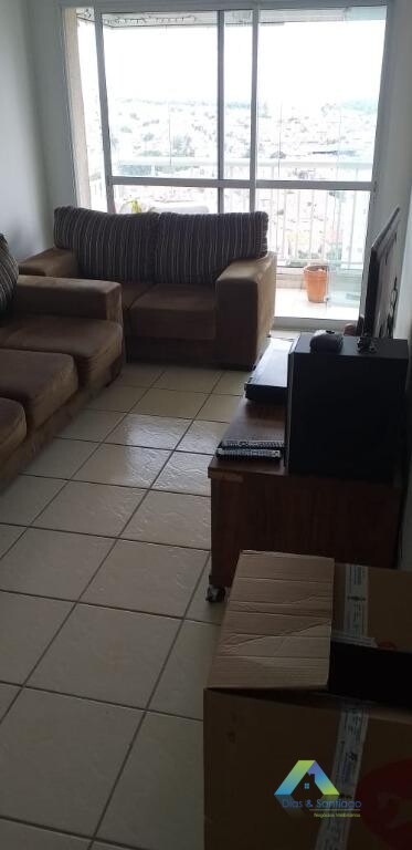 Apartamento à venda com 2 quartos, 62m² - Foto 1