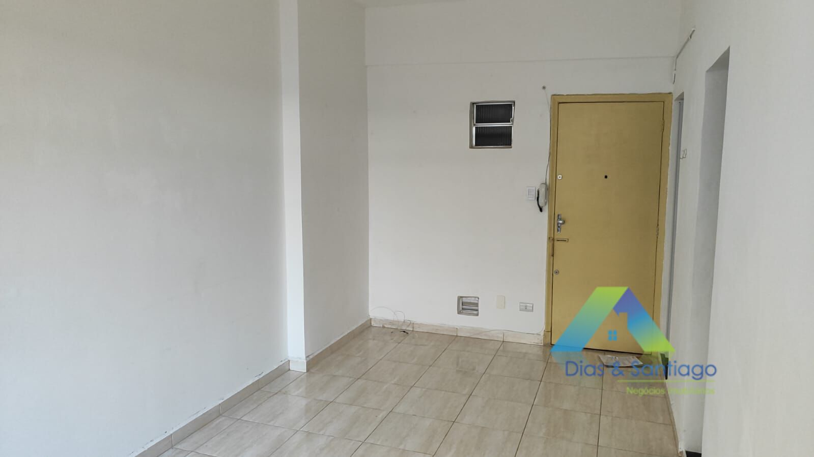 Apartamento à venda com 1 quarto, 27m² - Foto 2