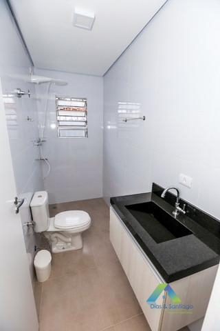 Sobrado à venda com 4 quartos, 200m² - Foto 4