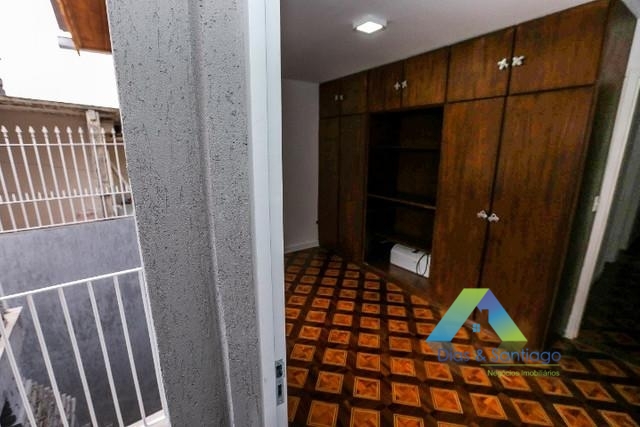 Sobrado à venda com 4 quartos, 200m² - Foto 9