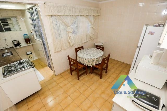 Sobrado à venda com 4 quartos, 200m² - Foto 13