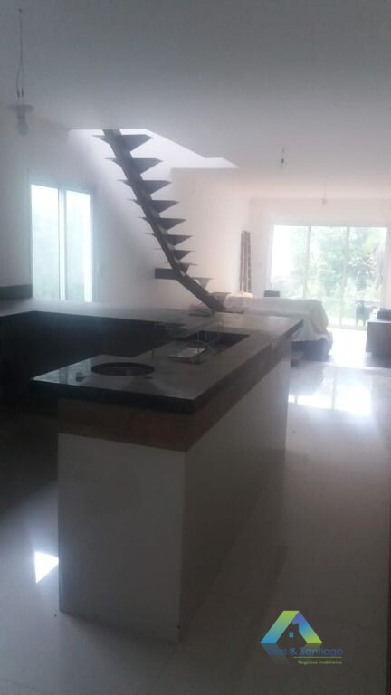 Sobrado à venda com 3 quartos, 329m² - Foto 5