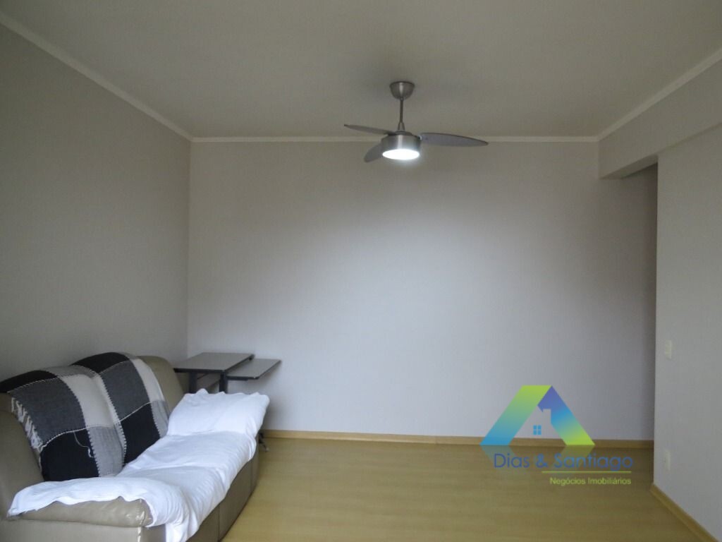 Apartamento à venda com 3 quartos, 70m² - Foto 1