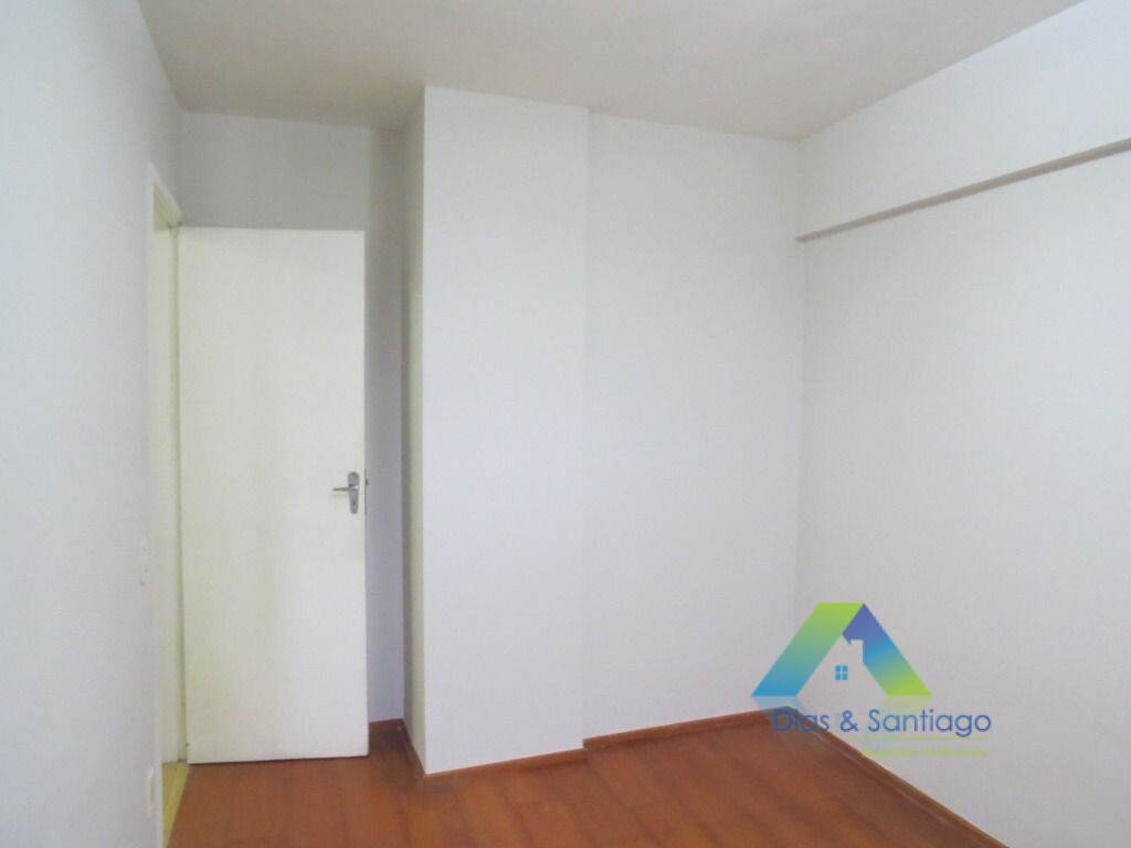 Apartamento à venda com 3 quartos, 70m² - Foto 13