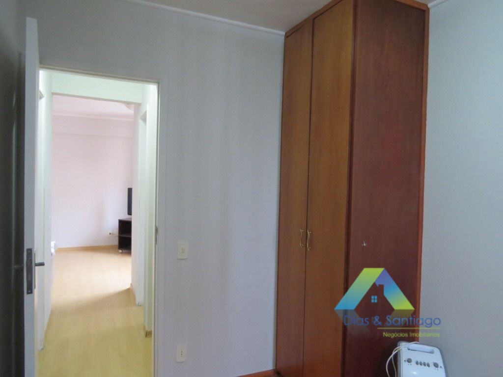 Apartamento à venda com 3 quartos, 70m² - Foto 3