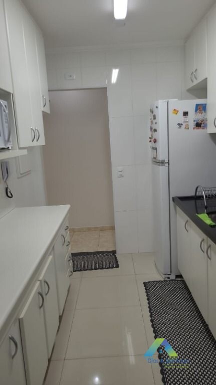 Apartamento à venda com 3 quartos, 76m² - Foto 10