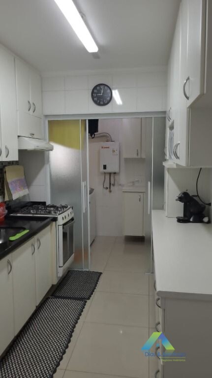 Apartamento à venda com 3 quartos, 76m² - Foto 6