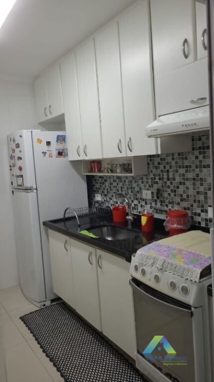 Apartamento à venda com 3 quartos, 76m² - Foto 7