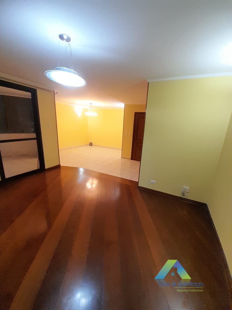 Apartamento para alugar com 3 quartos, 150m² - Foto 27