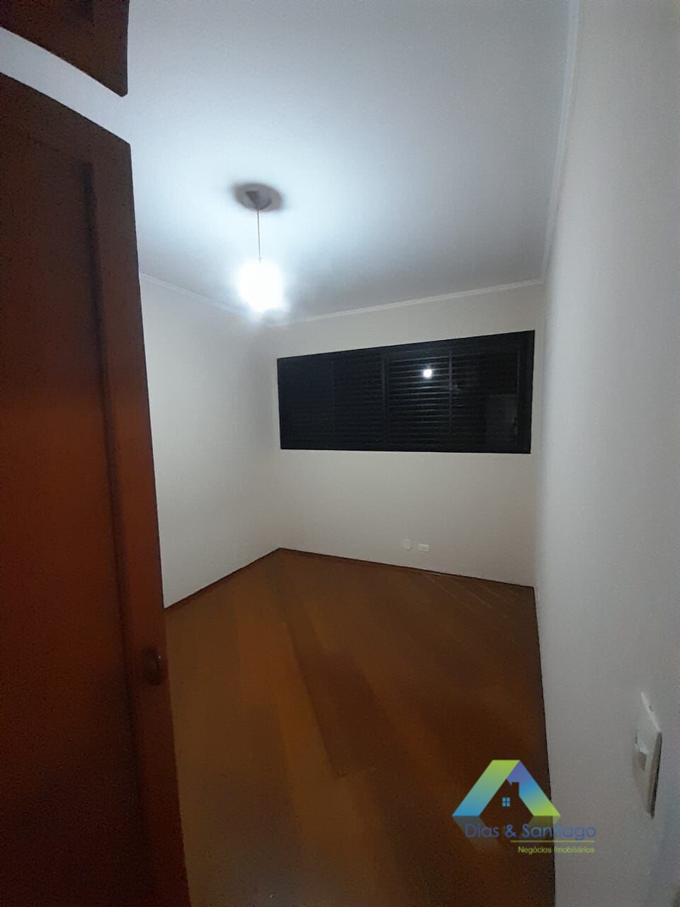 Apartamento para alugar com 3 quartos, 150m² - Foto 14