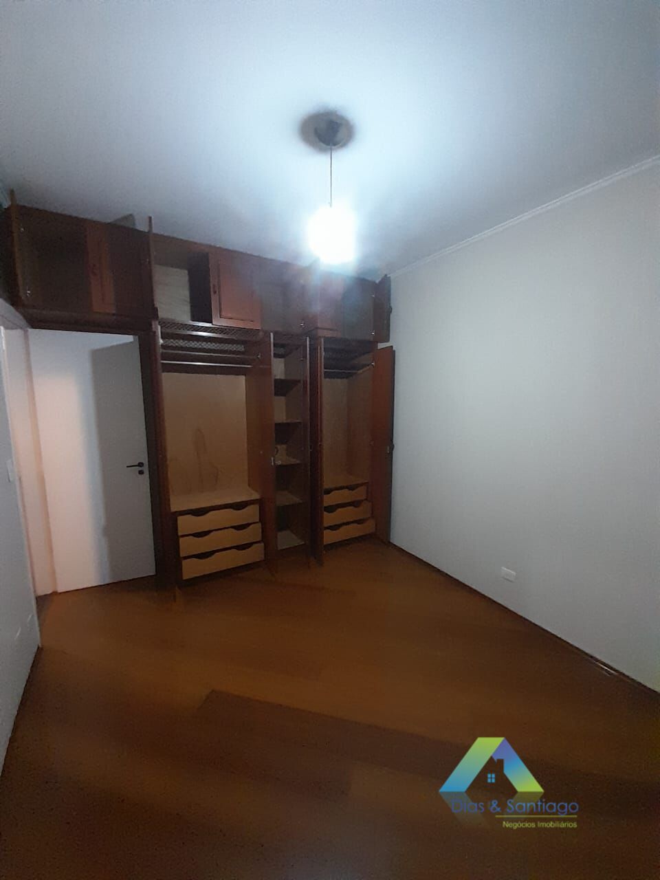 Apartamento para alugar com 3 quartos, 150m² - Foto 19