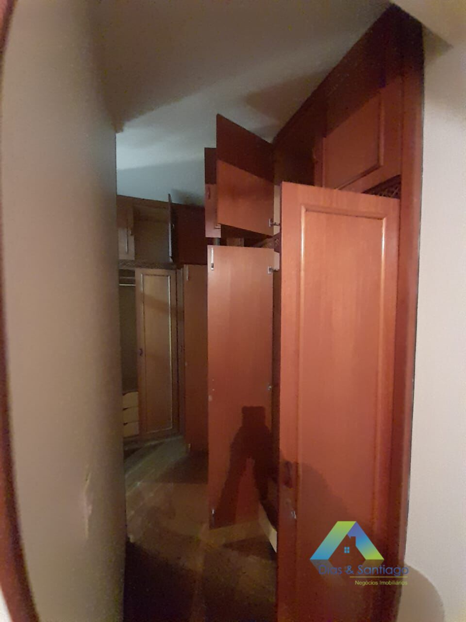 Apartamento para alugar com 3 quartos, 150m² - Foto 12