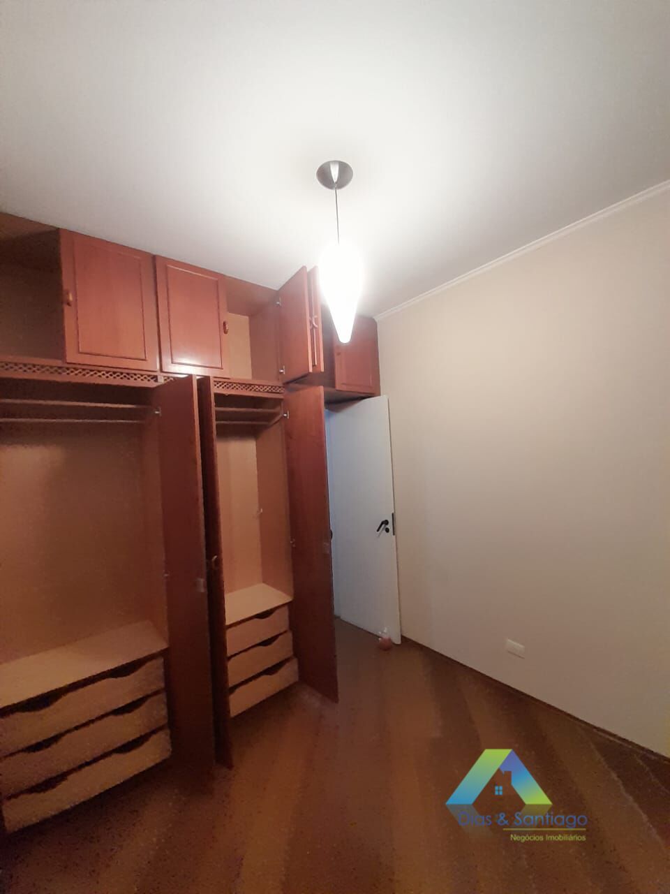 Apartamento para alugar com 3 quartos, 150m² - Foto 16