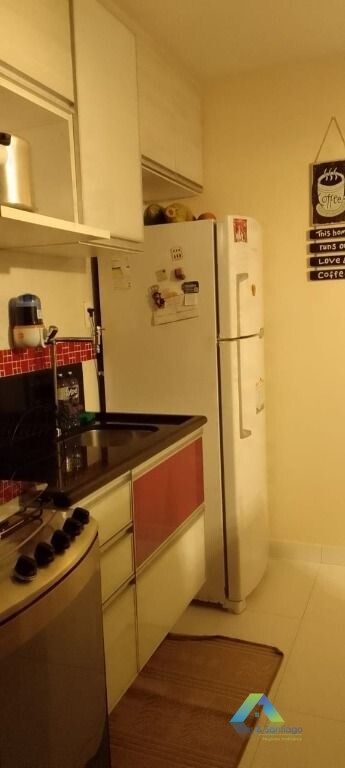 Apartamento à venda com 2 quartos, 48m² - Foto 3