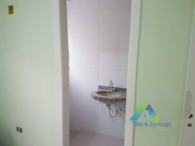 Casa à venda com 4 quartos, 184m² - Foto 12