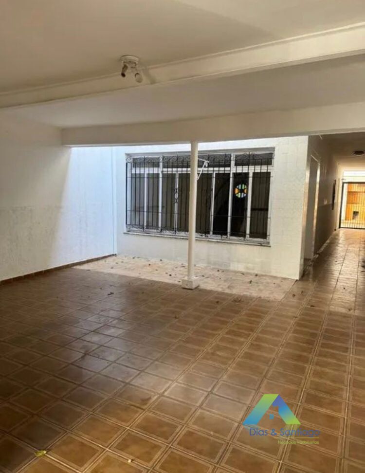 Sobrado à venda com 4 quartos, 182m² - Foto 1