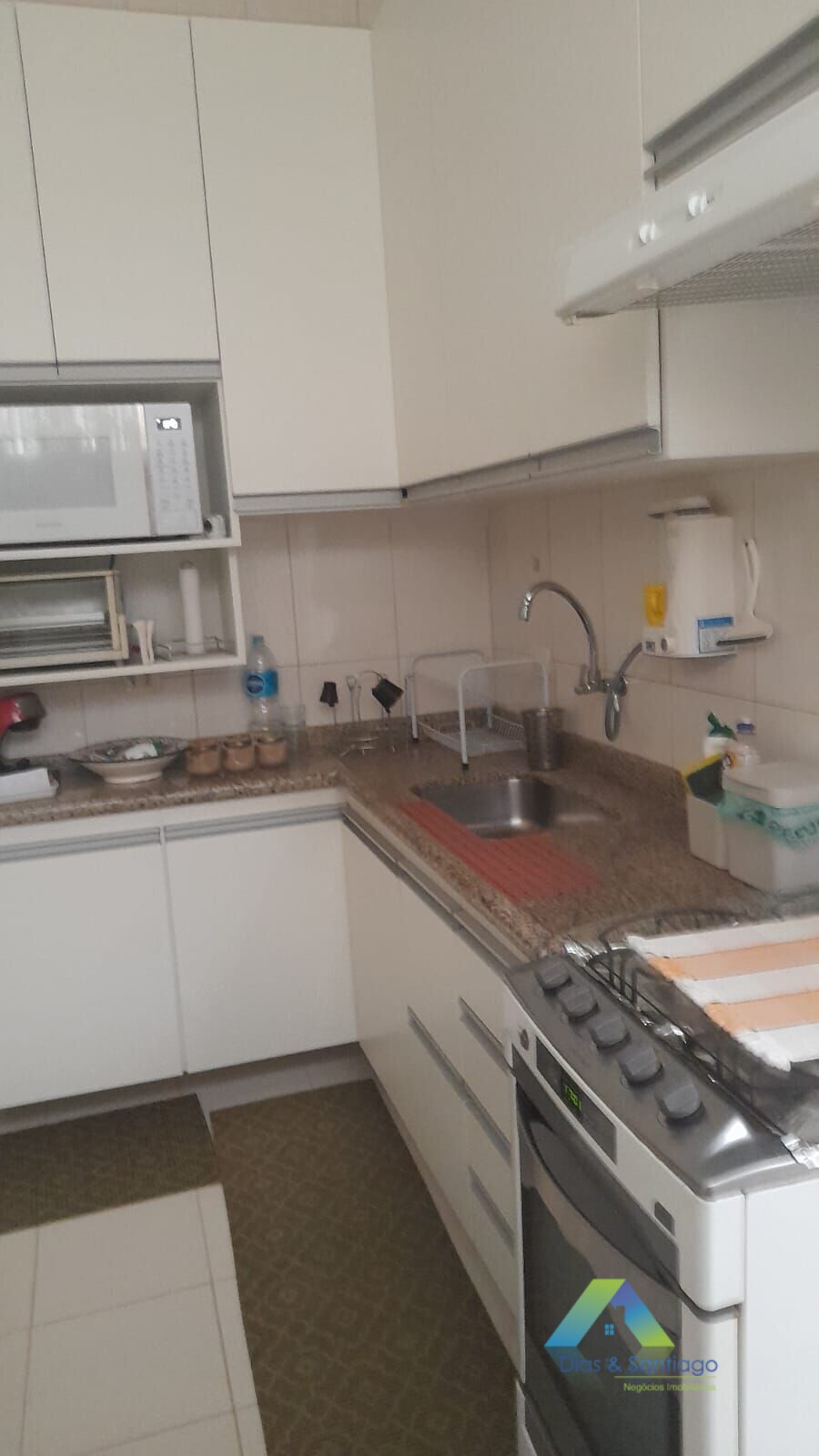 Apartamento à venda com 3 quartos, 97m² - Foto 3