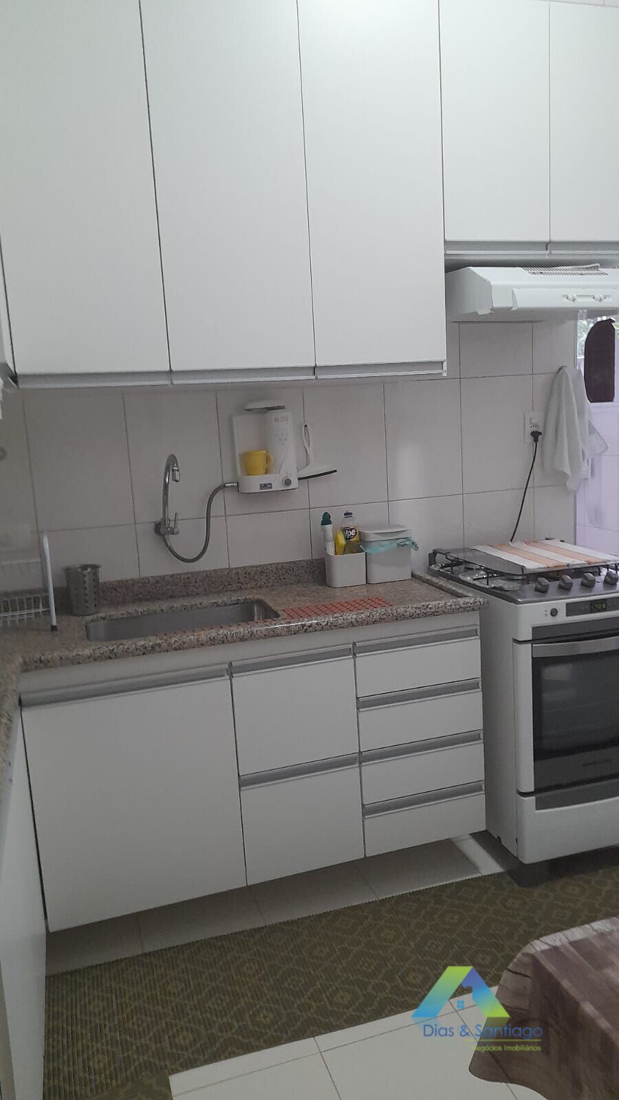 Apartamento à venda com 3 quartos, 97m² - Foto 4