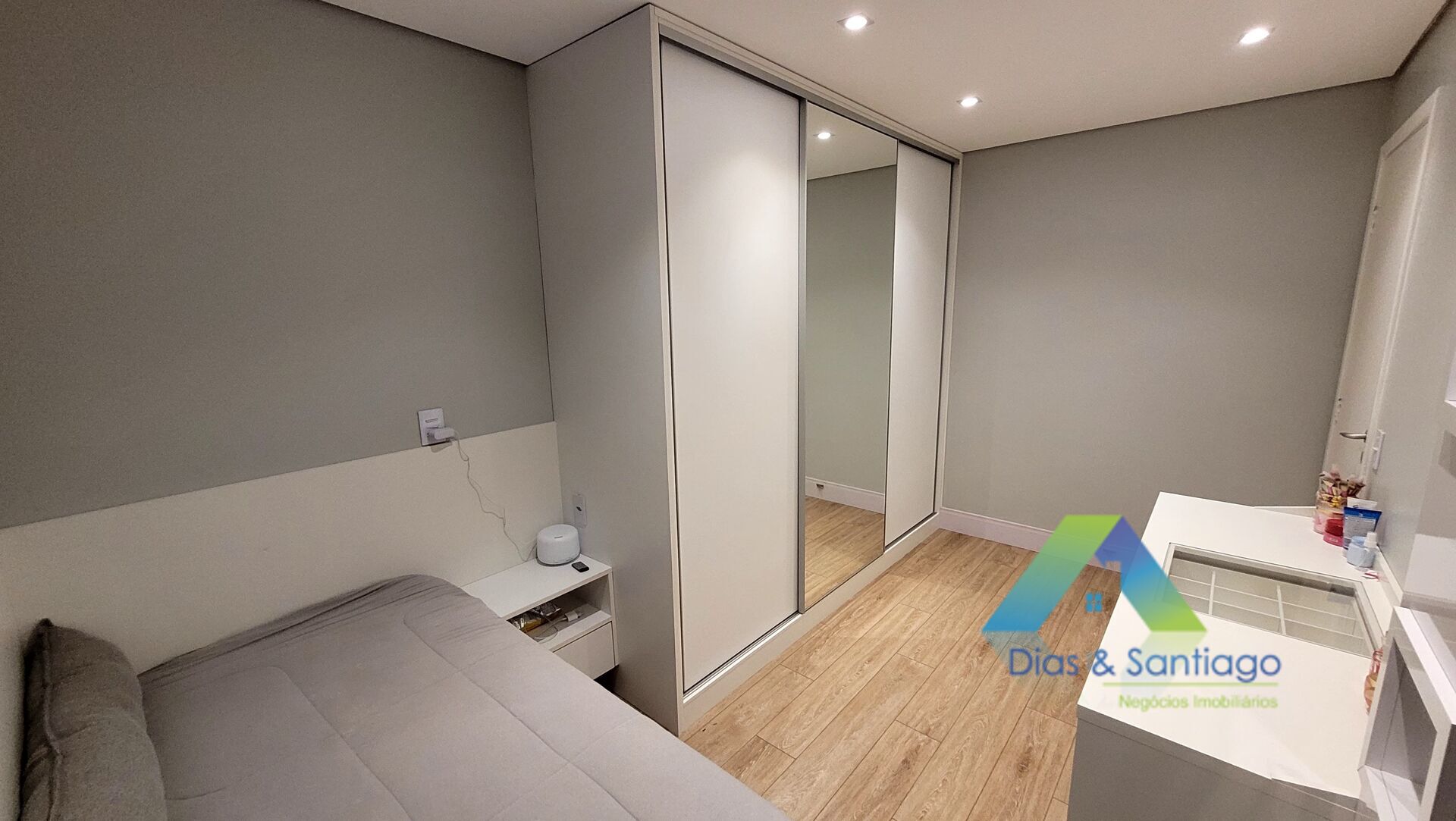 Apartamento à venda com 3 quartos, 94m² - Foto 26