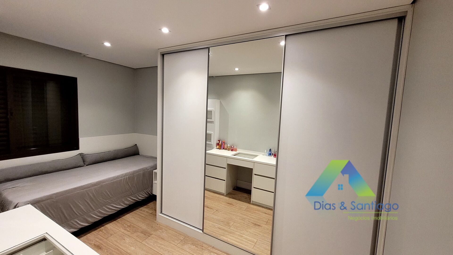 Apartamento à venda com 3 quartos, 94m² - Foto 25