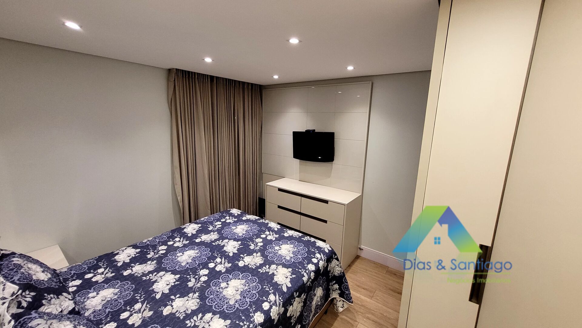 Apartamento à venda com 3 quartos, 94m² - Foto 17